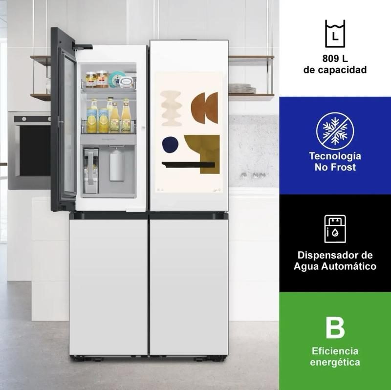 Nevecón Samsung de 4 puertas con dispensador de agua automático